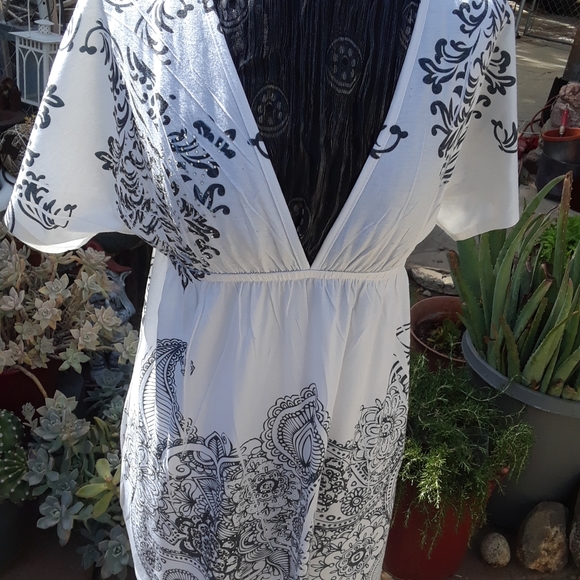 NWOT Bohemian Embellished Dress & Cover Up! - Picture 5 of 5